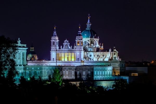 catedral almudena madrid 